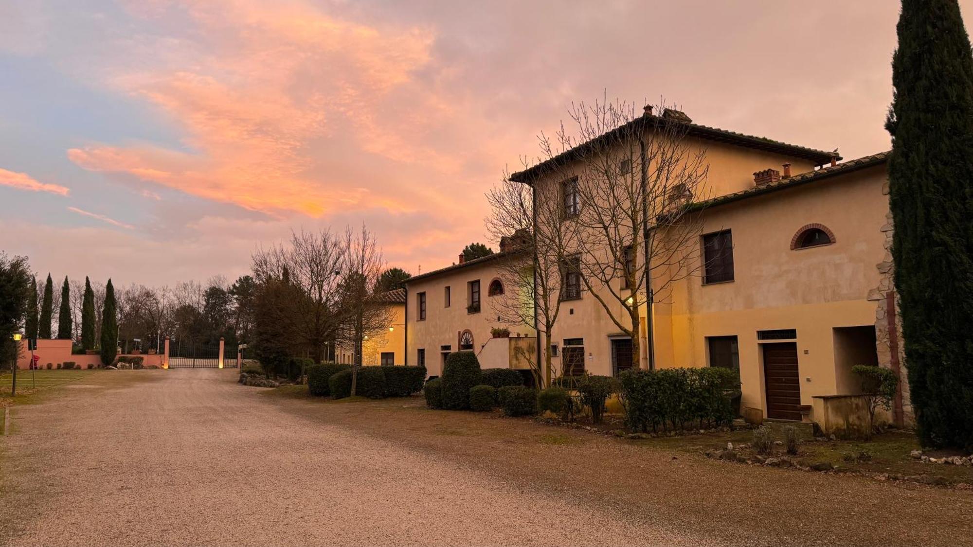 Appartamento Isenesi Gambassi Terme Esterno foto